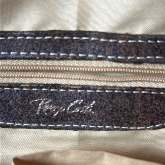 Wild Elegance Leopard Print Shoulder Bag - Picture 2 of 11